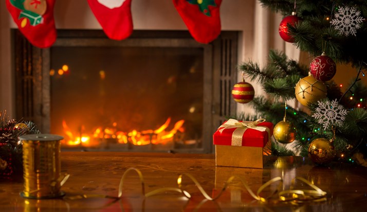 Open fire with Christmas decorations